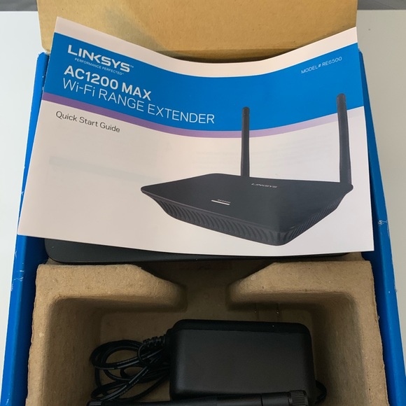 Linksys RE6500 AC1200 Max GigaBit Ports Wireless - Picture 6 of 6